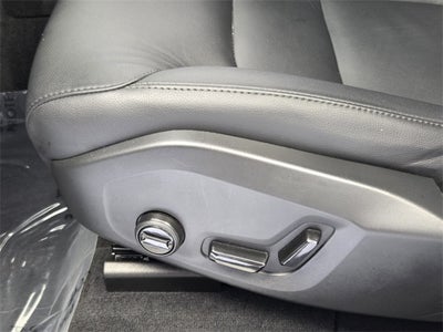 2025 Volvo XC60 B5 Core