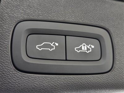 2025 Volvo XC60 B5 Core