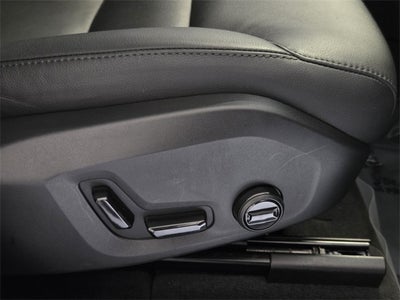 2025 Volvo XC60 B5 Core