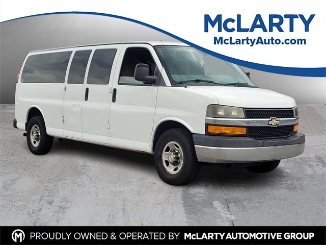 2014 Chevrolet Express 3500 LT Passenger
