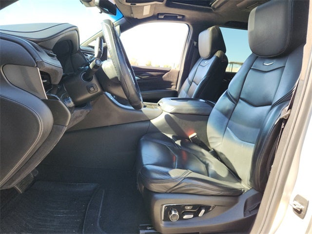 2019 Cadillac Escalade Platinum Edition