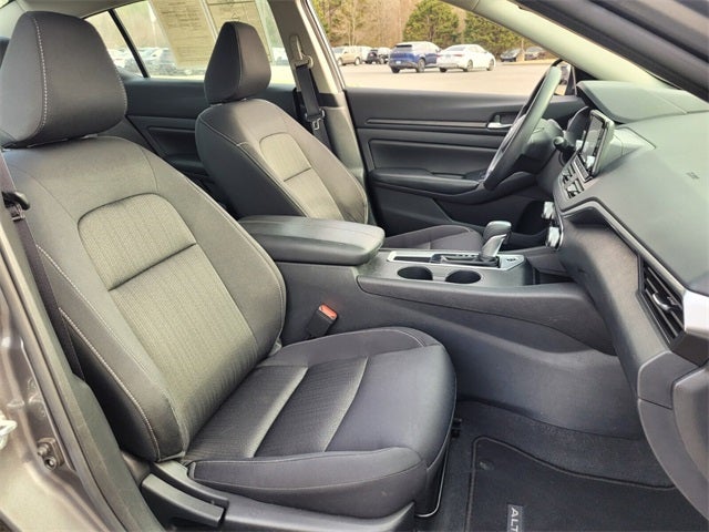 2022 Nissan Altima 2.5 S