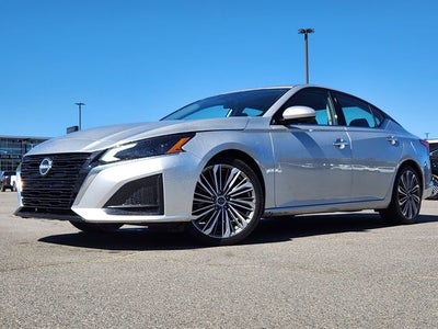 2023 Nissan Altima 2.5 SL