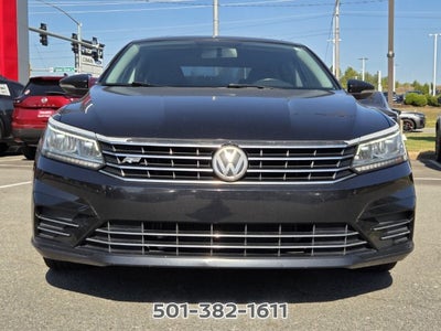 2017 Volkswagen Passat 1.8T R-Line