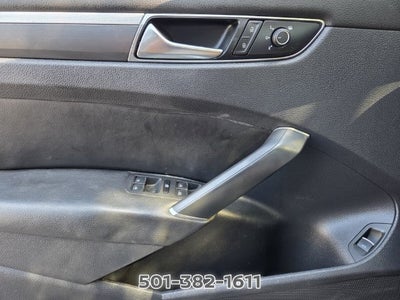 2017 Volkswagen Passat 1.8T R-Line
