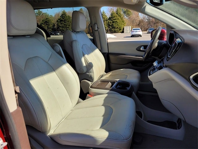 2020 Chrysler Pacifica Touring L