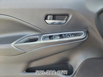 2024 Nissan Versa 1.6 SR