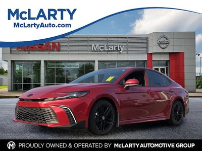 2025 Toyota Camry SE