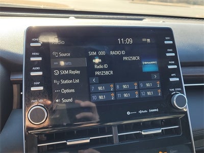 2022 Toyota Avalon XLE