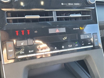 2022 Toyota Avalon XLE