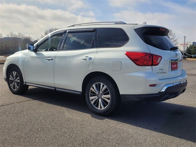2019 Nissan Pathfinder SV