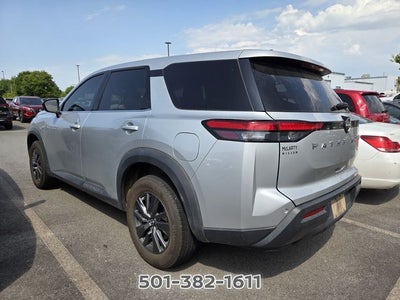 2023 Nissan Pathfinder S