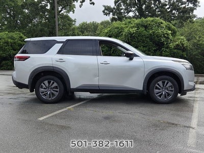 2024 Nissan Pathfinder S