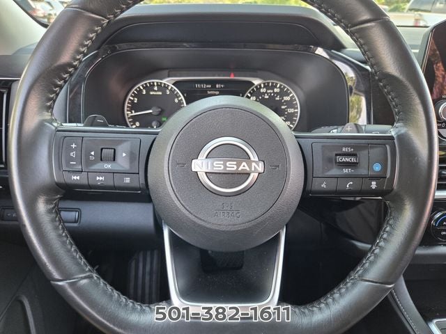 2024 Nissan Pathfinder SV