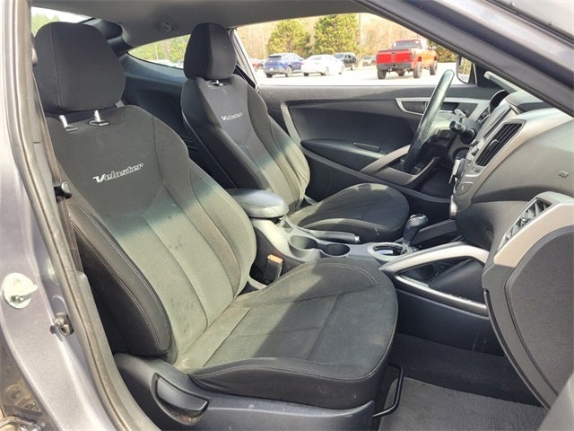 2017 Hyundai Veloster Base