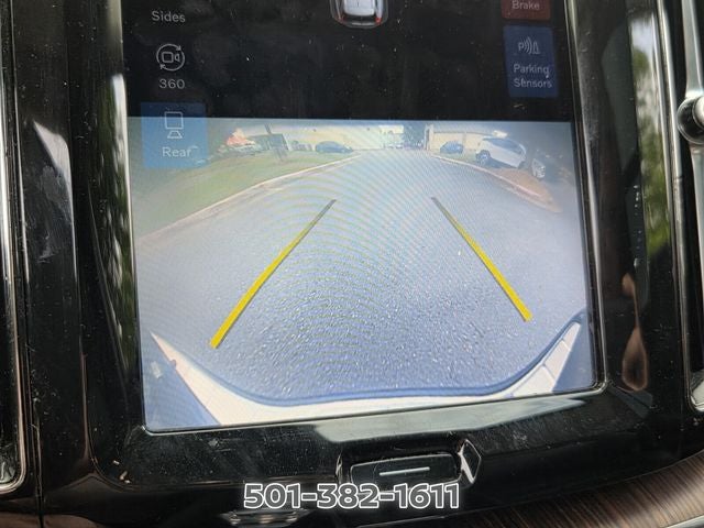 2023 Volvo XC60 B5 Ultimate Bright Theme