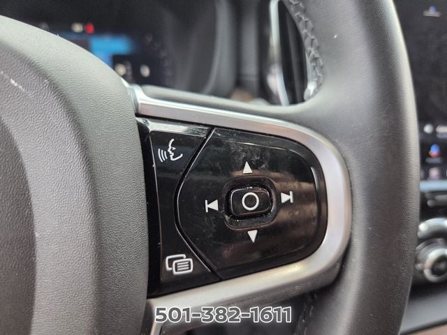 2023 Volvo XC60 B5 Ultimate Bright Theme