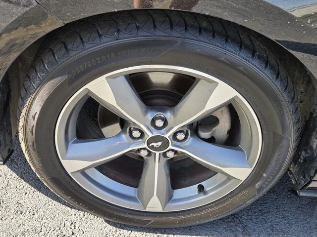 2016 Ford Mustang V6