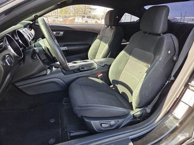 2016 Ford Mustang V6