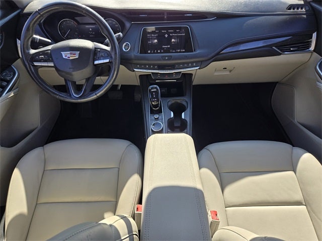 2020 Cadillac XT4 Premium Luxury