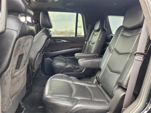 2016 Cadillac Escalade Platinum Edition