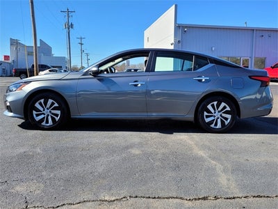 2022 Nissan Altima 2.5 S