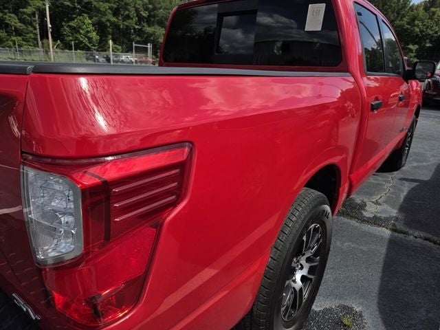 2023 Nissan Titan SV