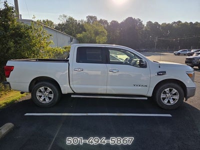 2017 Nissan Titan SV