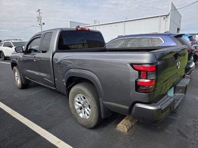 2024 Nissan Frontier SV