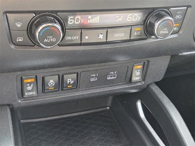 2023 Nissan Frontier SV