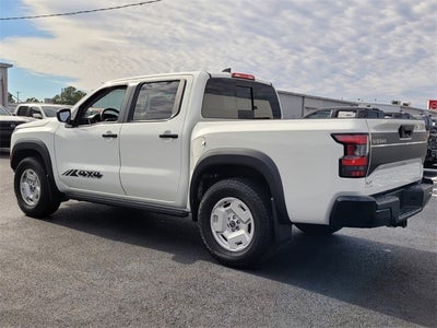 2024 Nissan Frontier SV