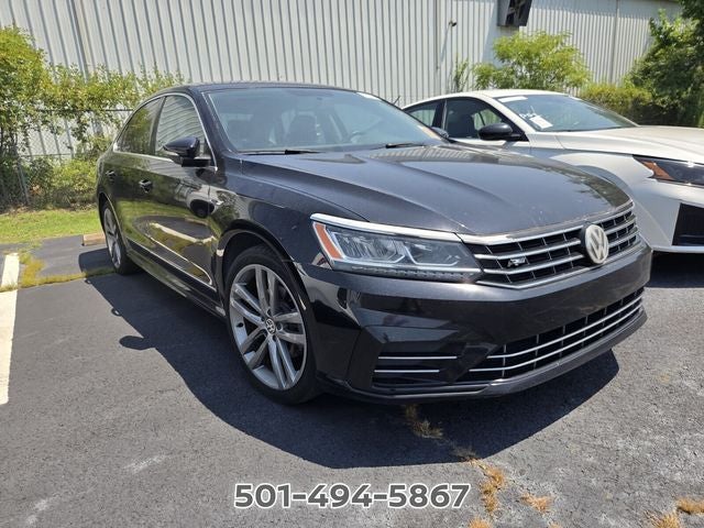 2017 Volkswagen Passat 1.8T R-Line
