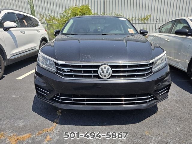 2017 Volkswagen Passat 1.8T R-Line