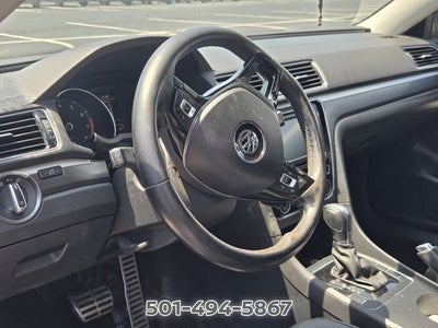 2017 Volkswagen Passat 1.8T R-Line
