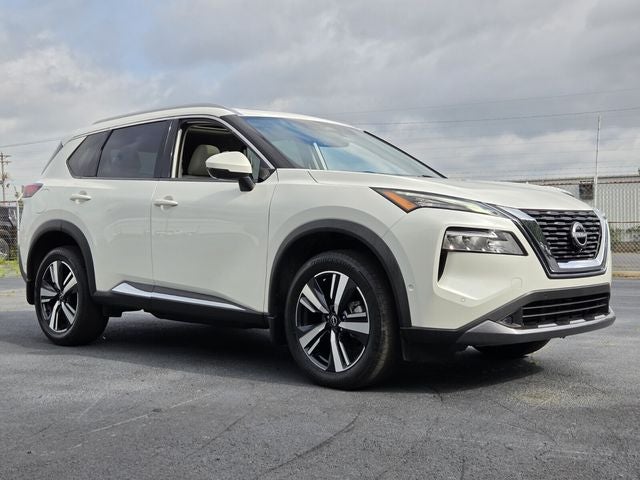 2022 Nissan Rogue SL
