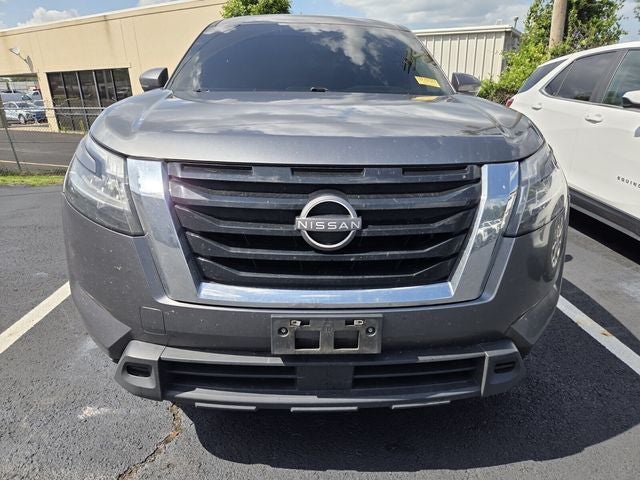2022 Nissan Pathfinder S