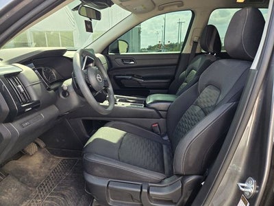 2022 Nissan Pathfinder S