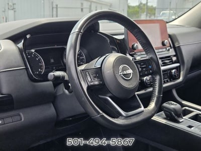 2022 Nissan Pathfinder SV