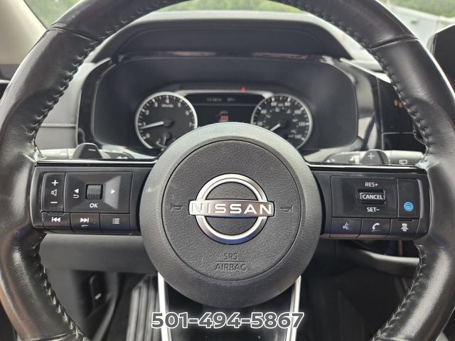 2022 Nissan Pathfinder SV