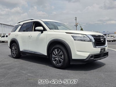 2022 Nissan Pathfinder SV
