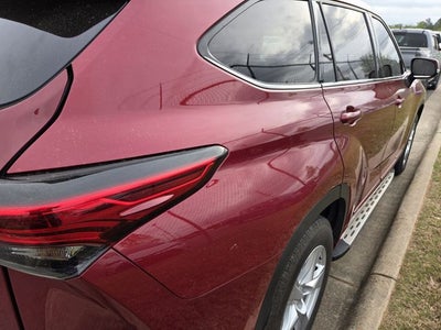 2021 Toyota Highlander LE