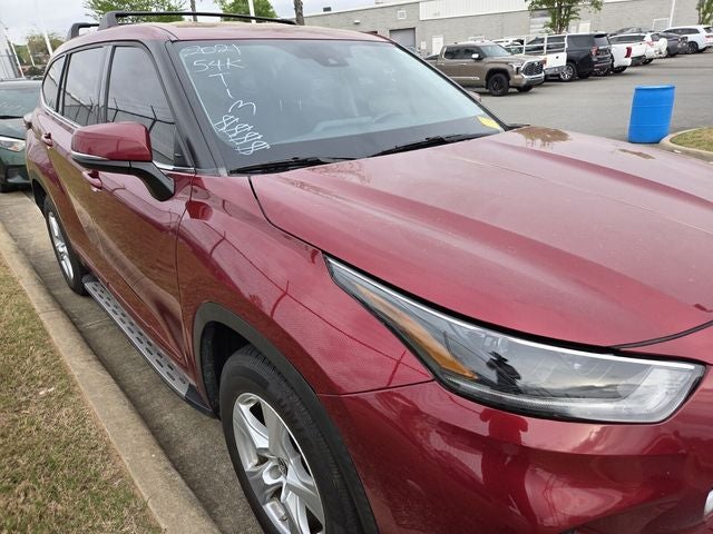 2021 Toyota Highlander LE