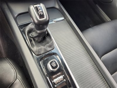 2020 Volvo S60 T6 Momentum