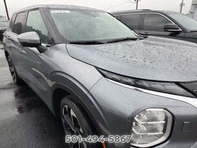 2023 Mitsubishi Outlander SE Black Edition