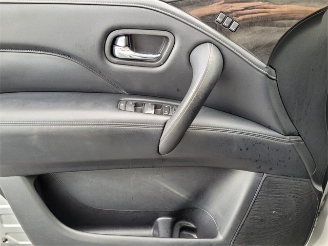 2022 INFINITI QX80 LUXE